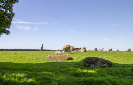 Picture of the stones Long Meg and her daughters